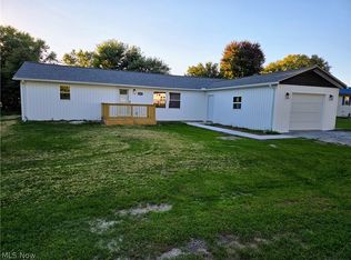 6145 Virginia Rd, Nashport, OH 43830