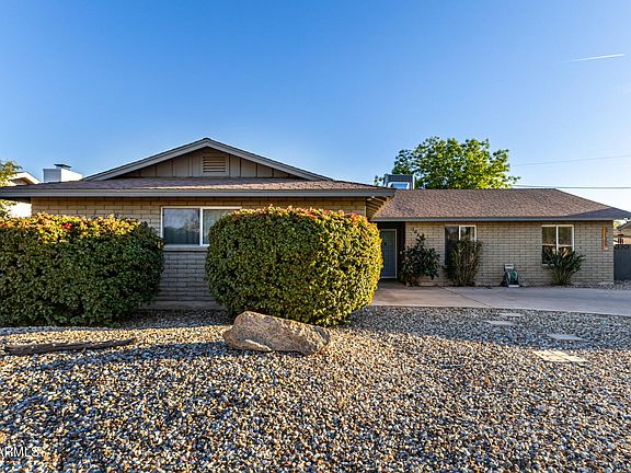 5th image of 1649 W ROYAL PALM Road