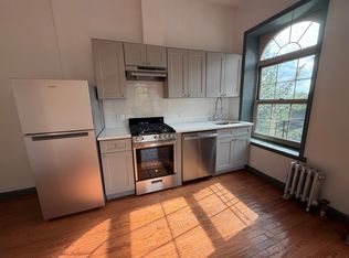 59 Stuyvesant Ave #3L, Brooklyn, NY 11221
