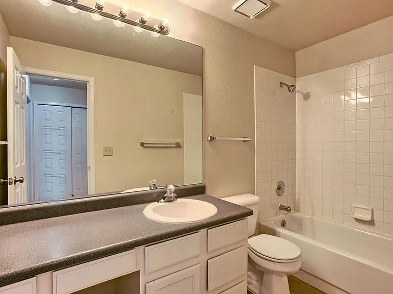 3025 W Stuart St E — Photo 18
