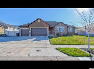 61 W Sky Hawk Way, Elk Ridge, UT 84651