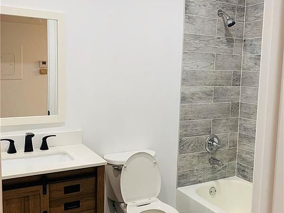 4th image of 9628 S Belfort Cir #203