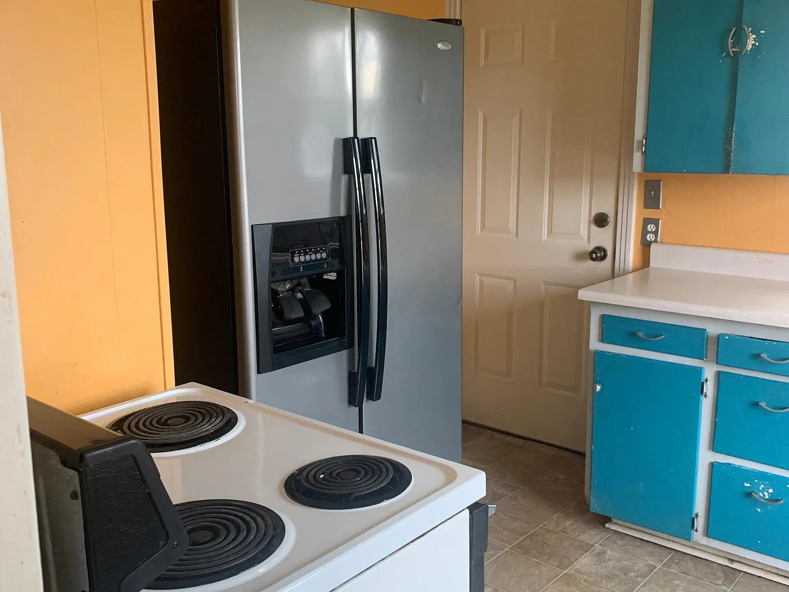 2 bed, 1068 sqft, $1,050 — Photo 3