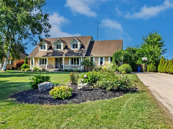 22882 Eastlawn Rd, Chatham Kent, ON N7M 5J4
