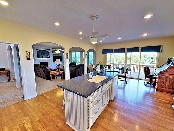 3rd image of 59 Stonehaven Dr