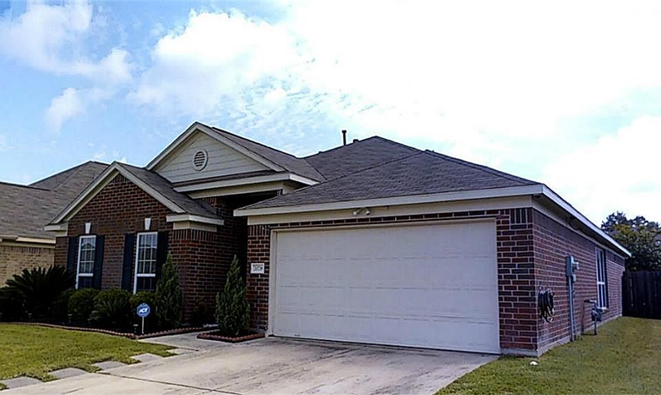 1st image of 20718 Falcon Hill St
