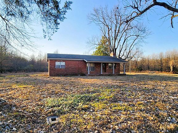 2nd image of 951 Greenfield Rd