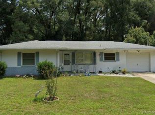 6122 E Penrose St, Inverness, FL 34452