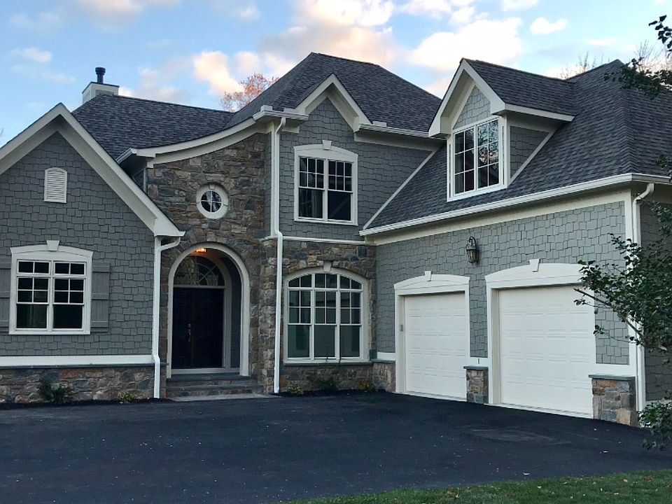 1st image of 1 Treehouse Ln