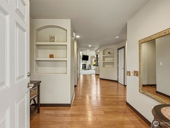 4th image of 7318 288th Street NW