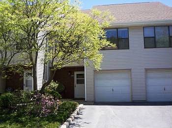 1st image of 100 Deer Ct Dr