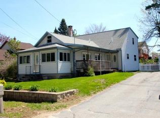 37 Adelaide St, Hudson, NH 03051