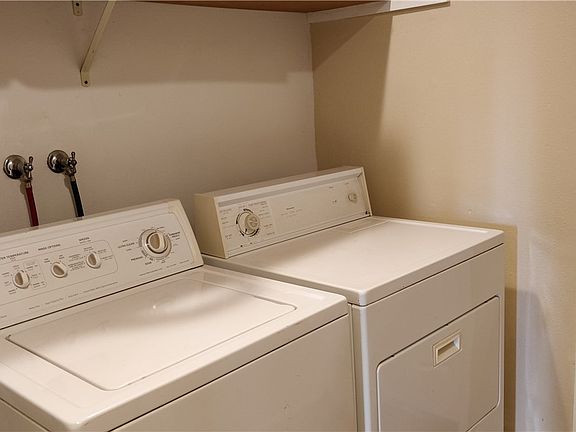 5th image of 2630 S 226th St APT C304