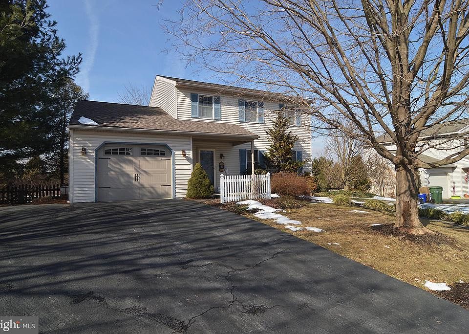 320 Homestead Ave, Bernville, PA 19506 | Zillow