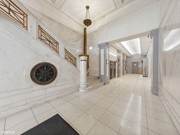4th image of 5 N Wabash Ave APT 706