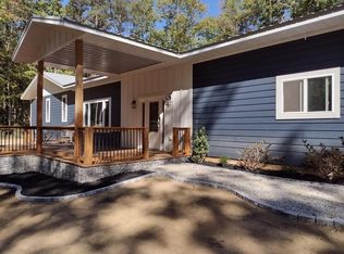 97 W Bluff Rd, Pikeville, TN 37367