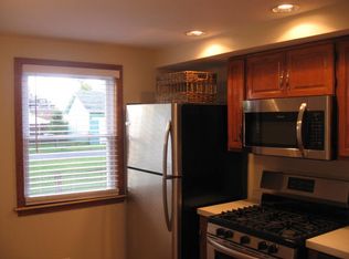 177 Henderson Ave #R, Buffalo, NY 14217