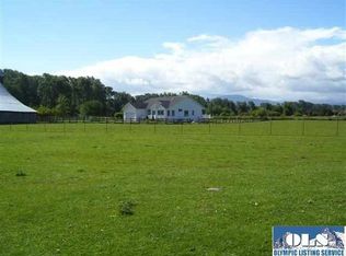 975 Ward Rd, Sequim, WA 98382