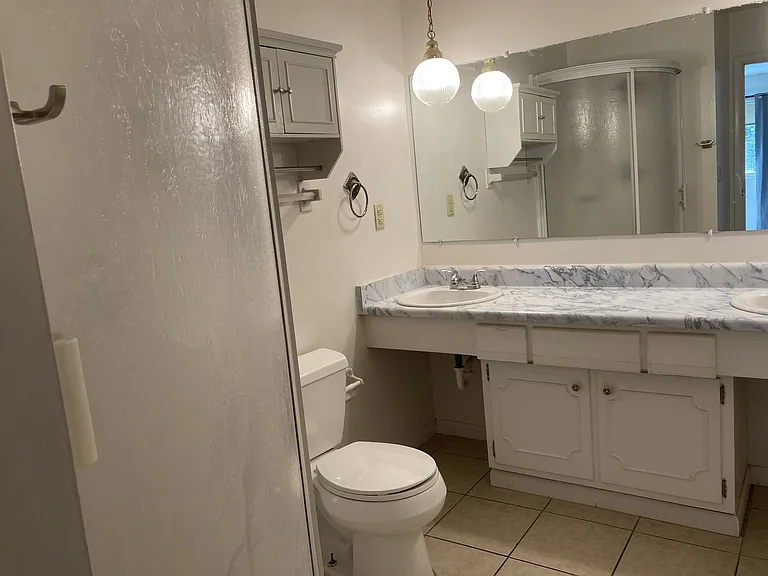 2720 Corlington Dr — Photo 23