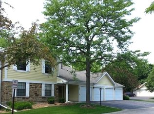 1182 Northbury Ln APT D2, Wheeling, IL