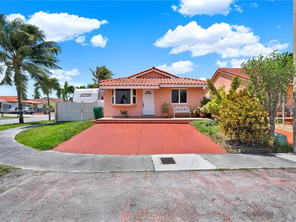 11634 NW 90th Ave, Hialeah Gardens, FL 33018
