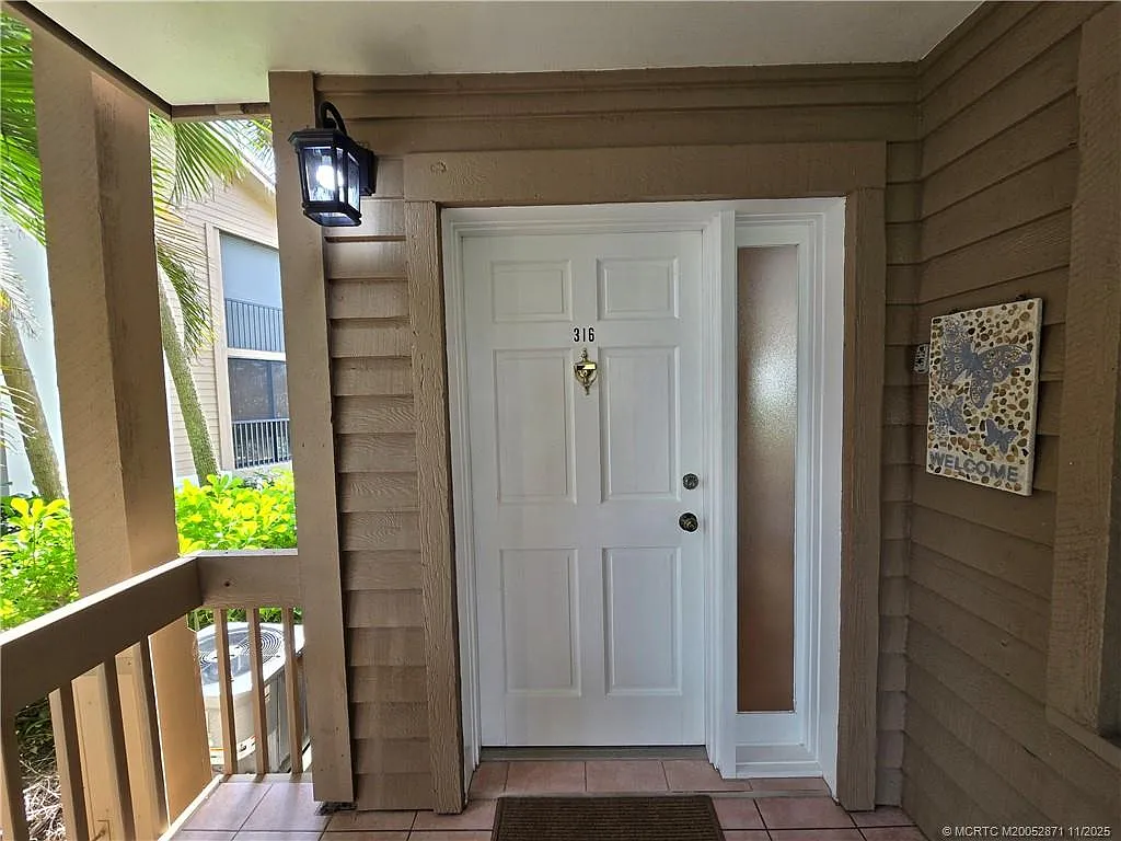 2 bed, 2.0 bath, 1912 sqft, $6,000 — Photo 3