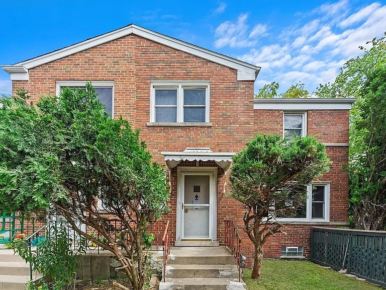 1122 N Harlem Ave #A — Photo 1