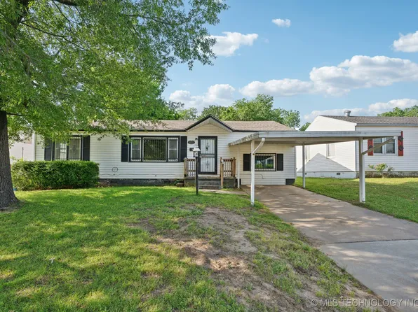 4272 E Young Pl, Tulsa, OK 74115
