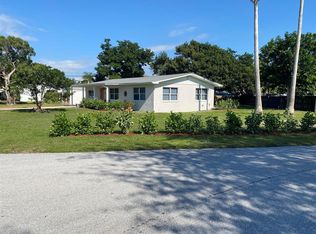 1681 NW Palm Lake Dr, Stuart, FL 34994