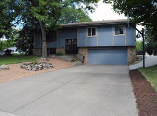 7708 Queen Ave N, Brooklyn Park, MN 55444