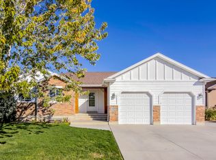 1112 S 1425 W, Clearfield, UT 84015