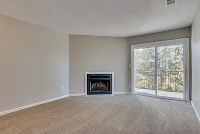 Regency Village - 2814A — Photo 3