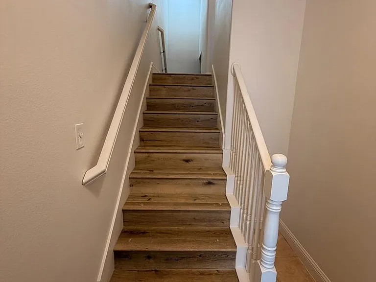 2320 Stutz Dr — Photo 24