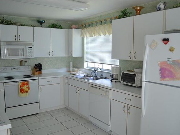 5th image of 114 Ashton Dr