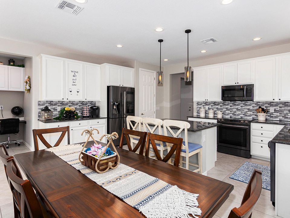 1st image of 44001 W Palo Aliso Way