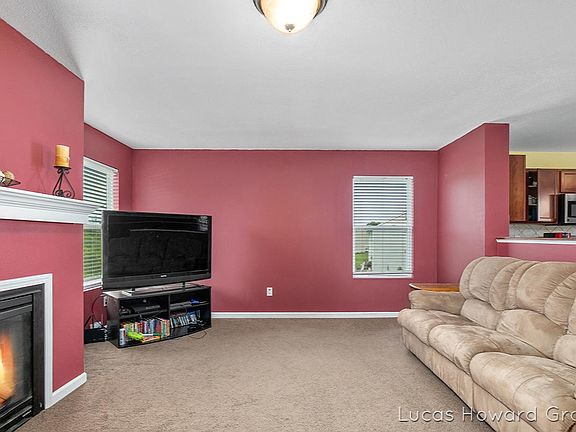3rd image of 14621 Ivorystone Dr