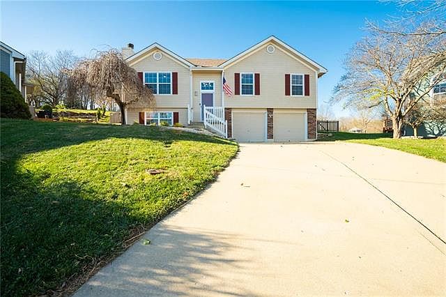 1st image of 1222 W Windcrest Ct
