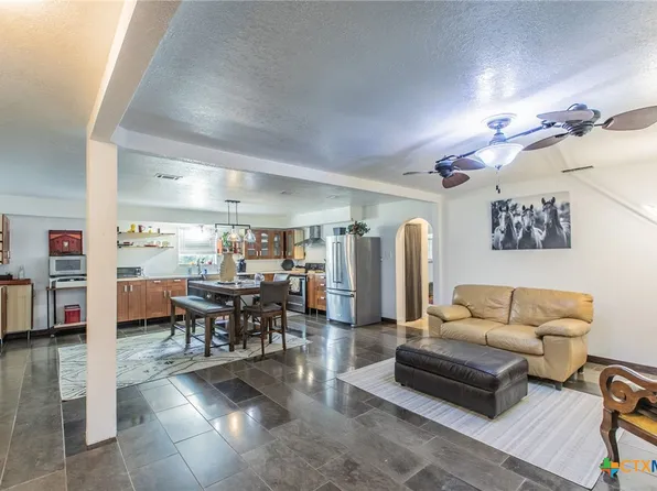 13273 Estate Trl, Belton, TX 76513