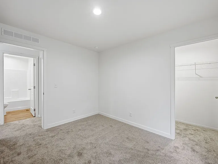 1445 Elm St — Photo 15