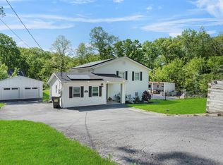 50 Old Dutch Hollow Rd, Monroe, NY 10950