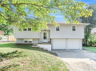 21445 W 181st St, Olathe, KS 66062