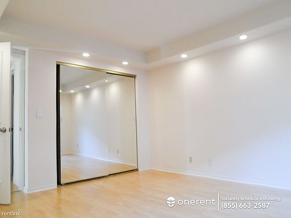 3rd image of 705 Portwalk Pl