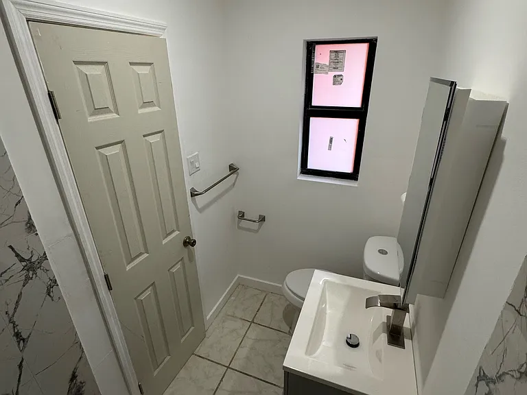 49 NW 30th Ave #2 — Photo 17