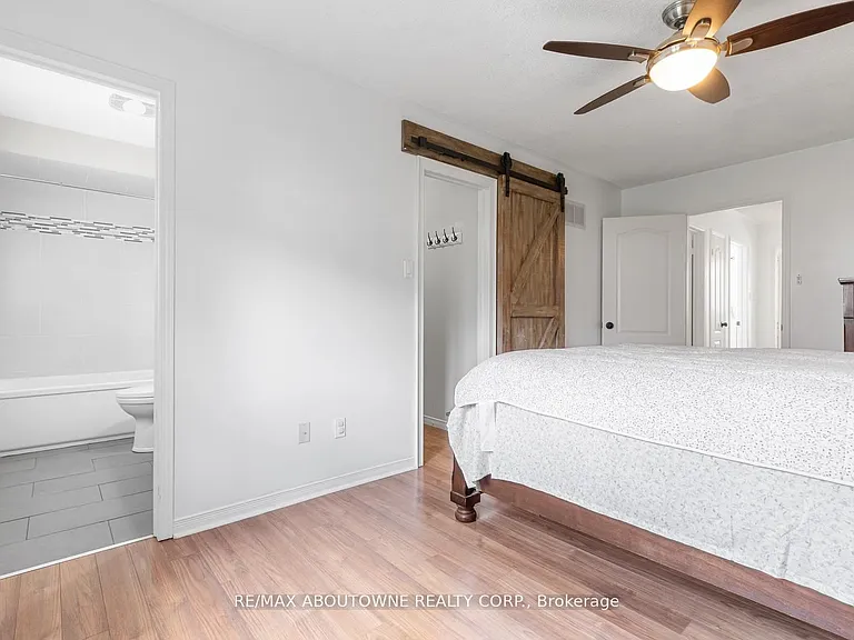 30 Harnesworth Cres — Photo 18