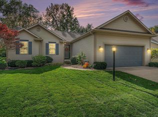 958 Tealwood St, South Bend, IN 46614