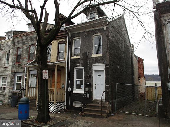 2nd image of 423 N 2nd St