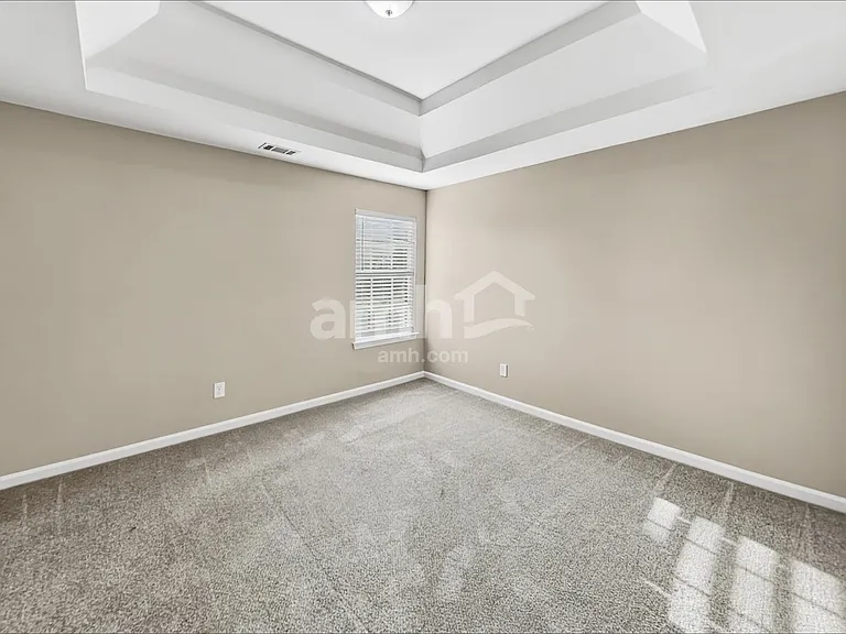4975 Hopewell Manor Dr — Photo 18