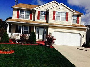 1048 N Ironwood Dr, Rossford, OH 43460