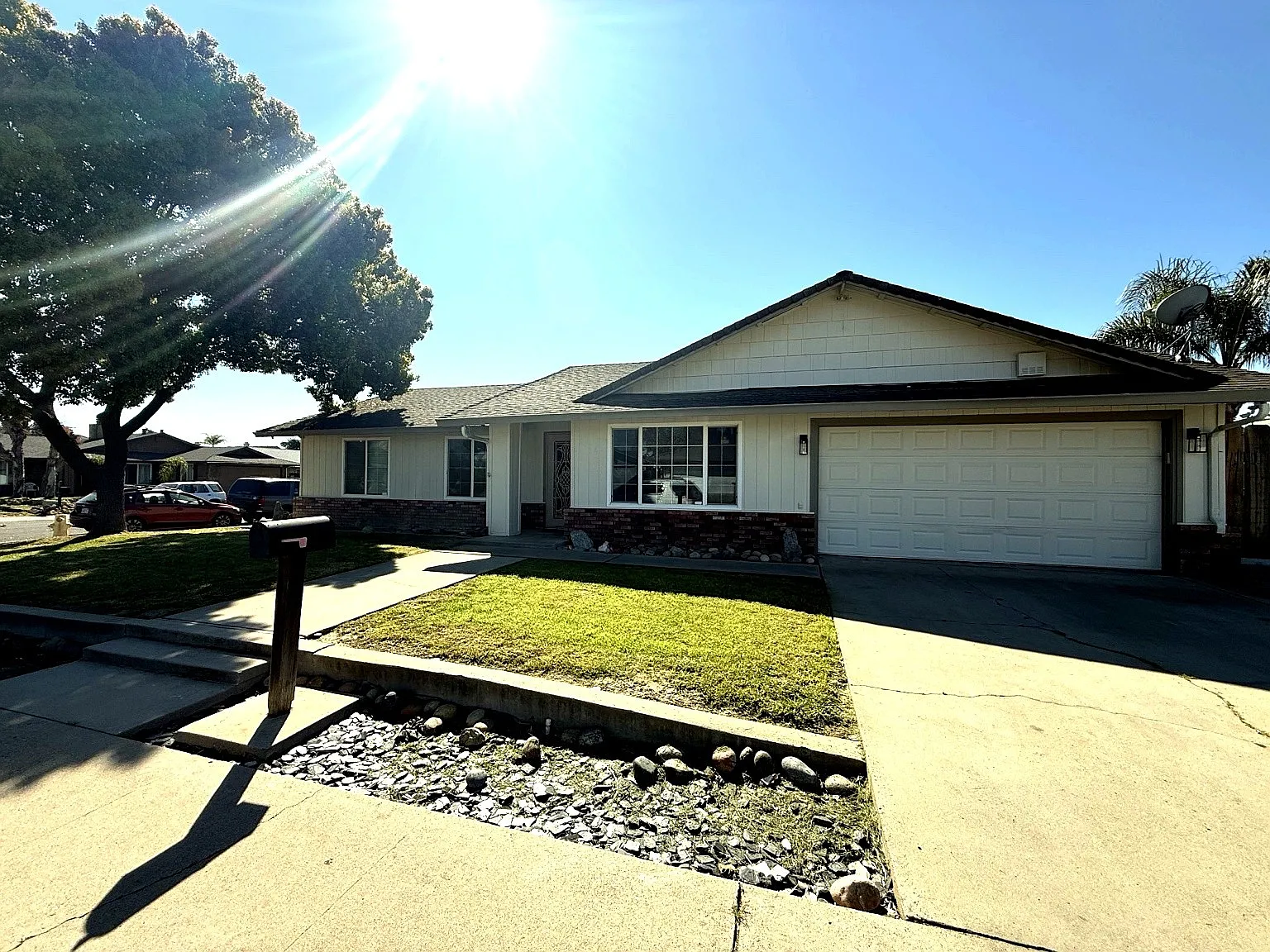 3416 Lindsay Way photo 1