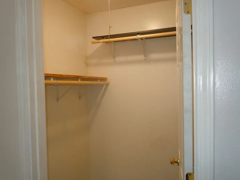1809 Sir Lancelot Dr — Photo 10